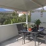 A Beautiful Maisonette Next To The Sea With A Dreaming View! Villa Galaxídhion
