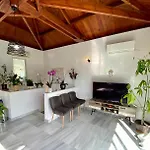 A Beautiful Maisonette Next To The Sea With A Dreaming View! * Galaxídhion