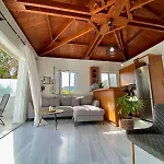 A Beautiful Maisonette Next To The Sea With A Dreaming View! Villa