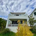 A Beautiful Maisonette Next To The Sea With A Dreaming View! Villa Galaxídhion