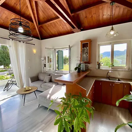 A Beautiful Maisonette Next To The Sea With A Dreaming View! Villa *